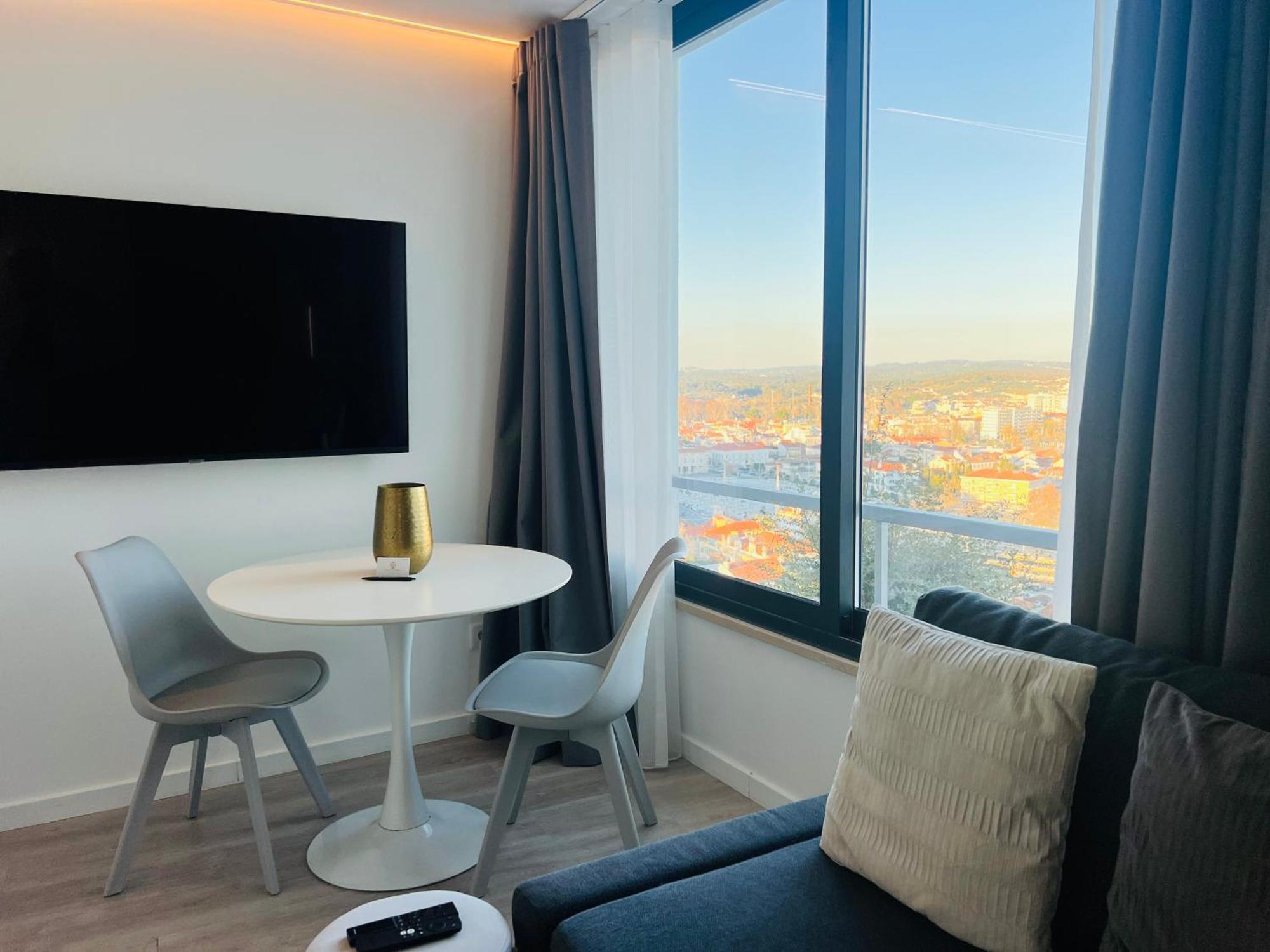 Vila Pombal Tomar Apartments - Pool & City Views Экстерьер фото